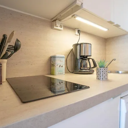 L'esquinade - G4 228 By Interhome