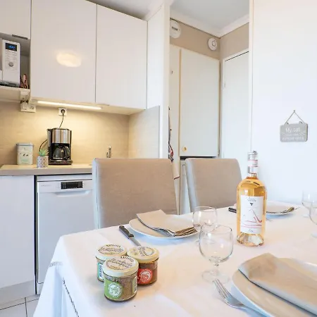 L'esquinade - G4 228 By Interhome * Saint-Raphaël